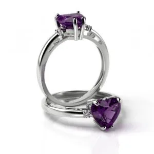 Zásnubný prsteň s diamantom ZP 707